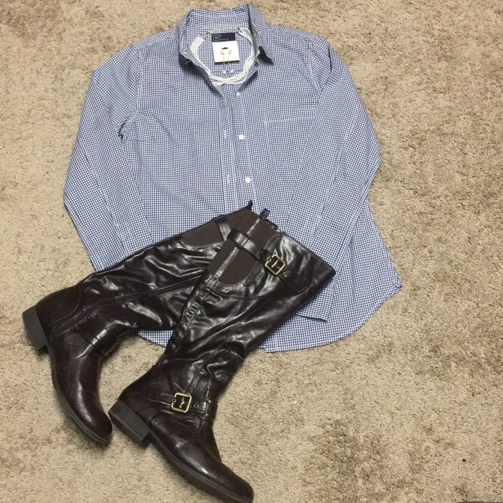 Gap Collared Navy Blue Dress Shirt
